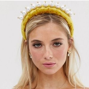 Pearl velvet headband